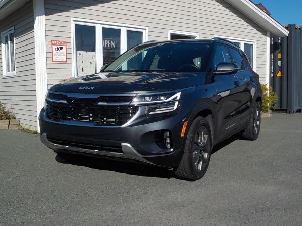 2025 Kia Seltos EX AWD
